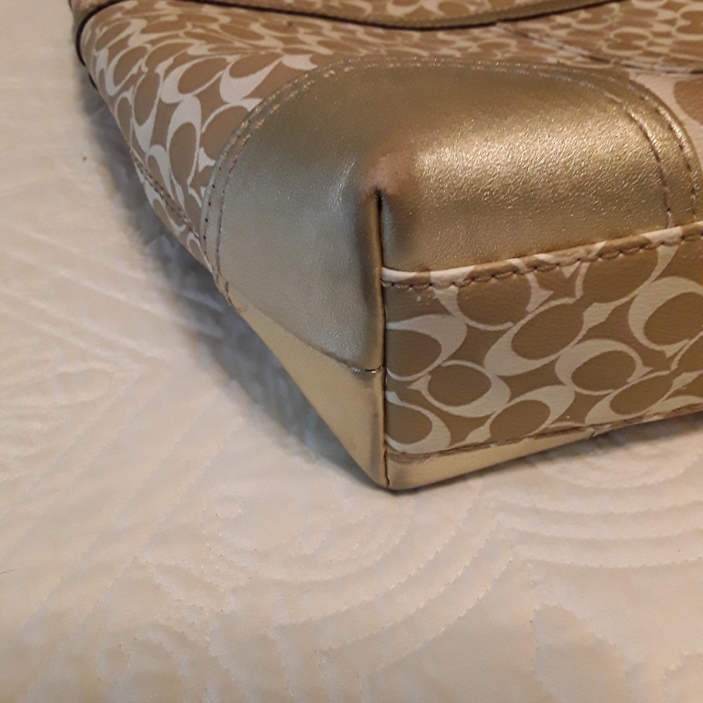 Coach Purse - Picture 6 of 13